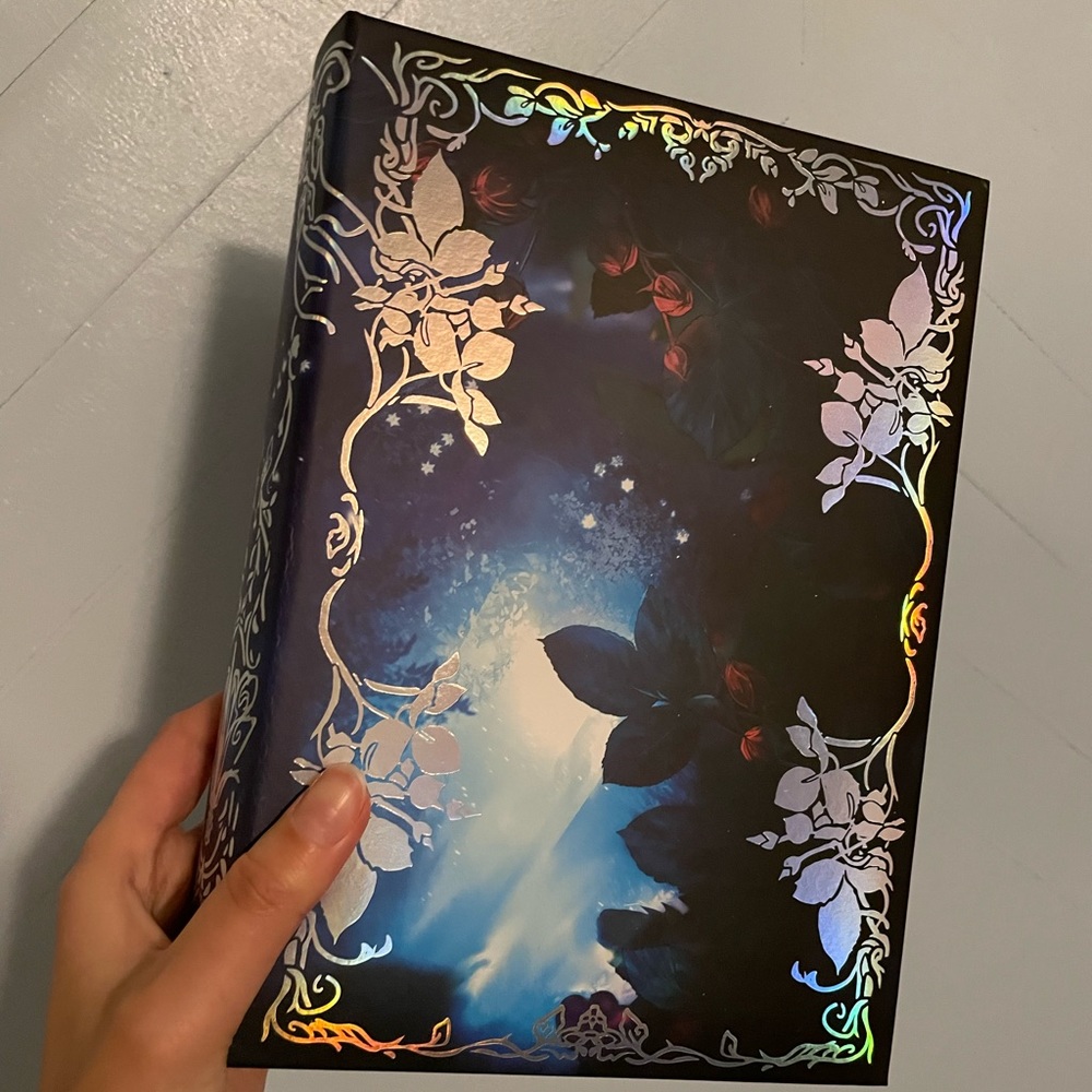 Decorative Blue Floral Hardcover Journal - Elegant Holographic Accents